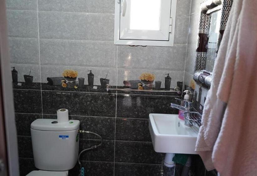 هاستل Chez Imnir