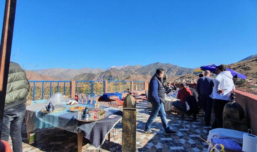 هاستل Chez Imnir