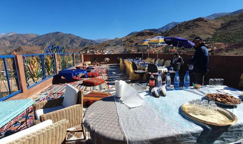 هاستل Chez Imnir