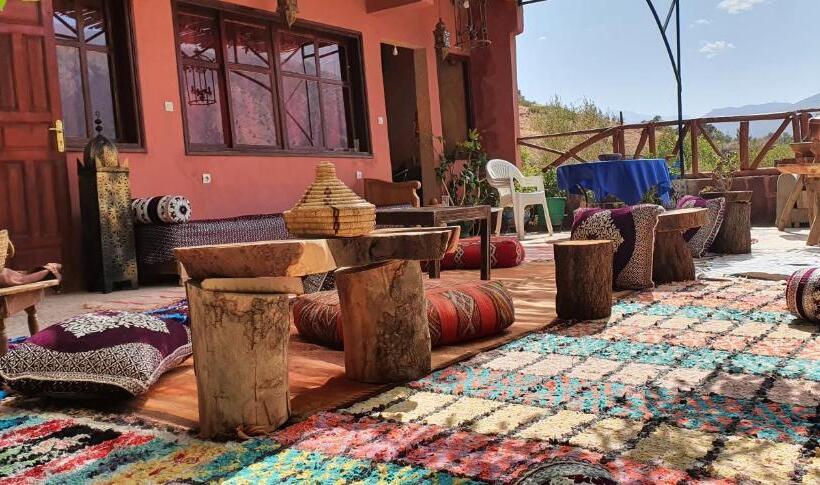 هاستل Chez Imnir