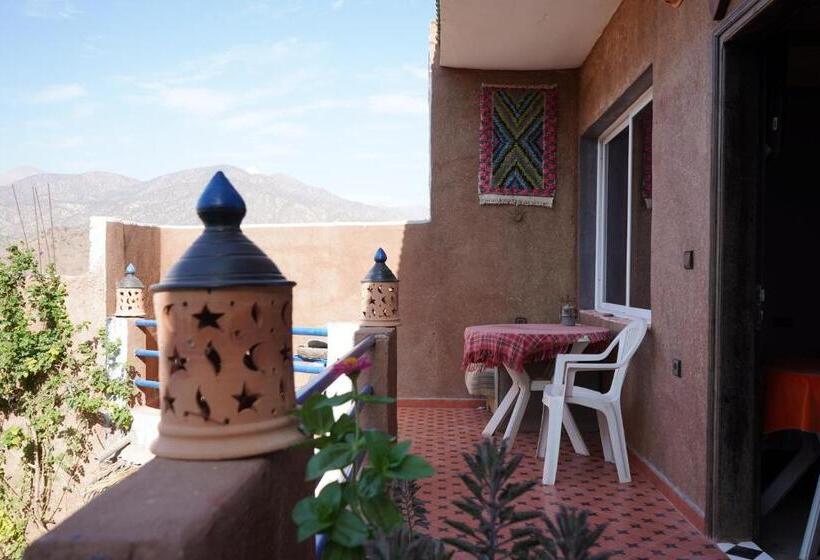 هاستل Chez Imnir