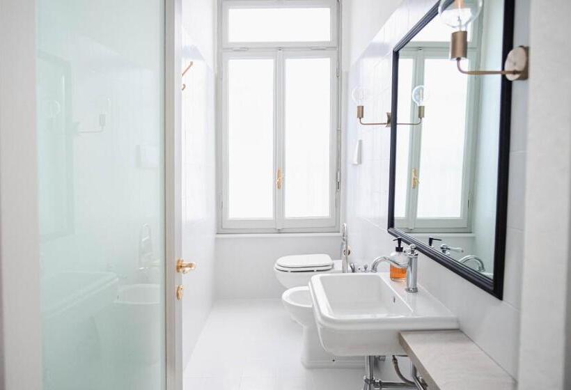 Auberge Hôtelière The Host   Web Check In