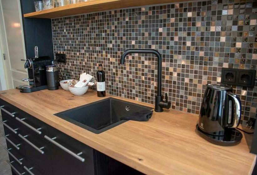 Bed and Breakfast B And B Suite No.3