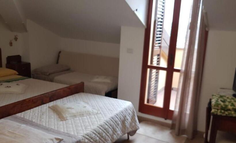 تختخواب و صبحانه Cà La Terrazza