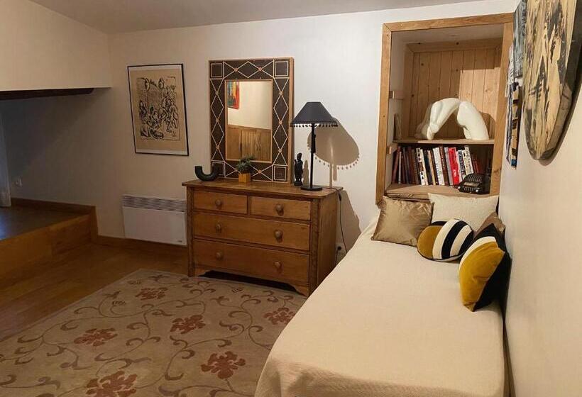 住宿加早餐  Clos De Mont July, Architecture Xviiie Au Cœur De La Nature