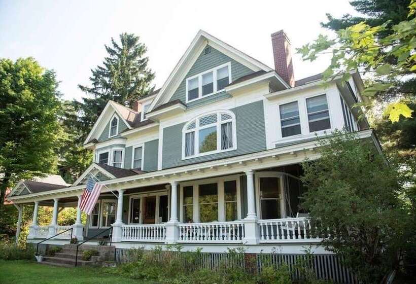 Franklin Manor Bed And Breakfast