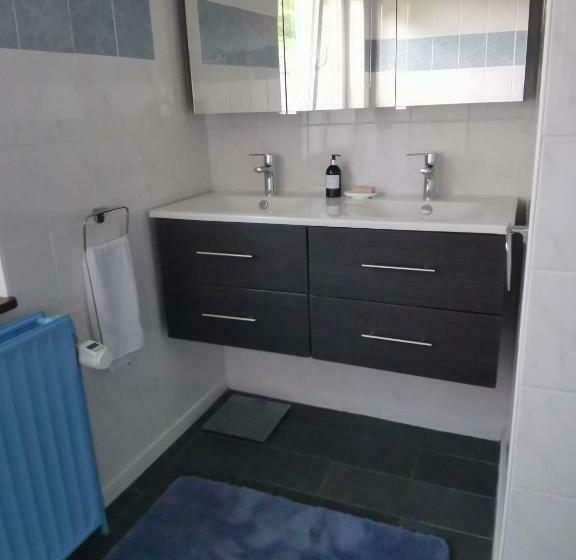 住宿加早餐  Les Sittelles   Tilff