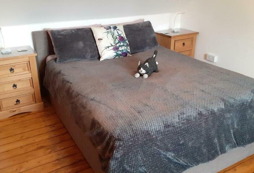 Bed and Breakfast Tigh Quiraing Heather