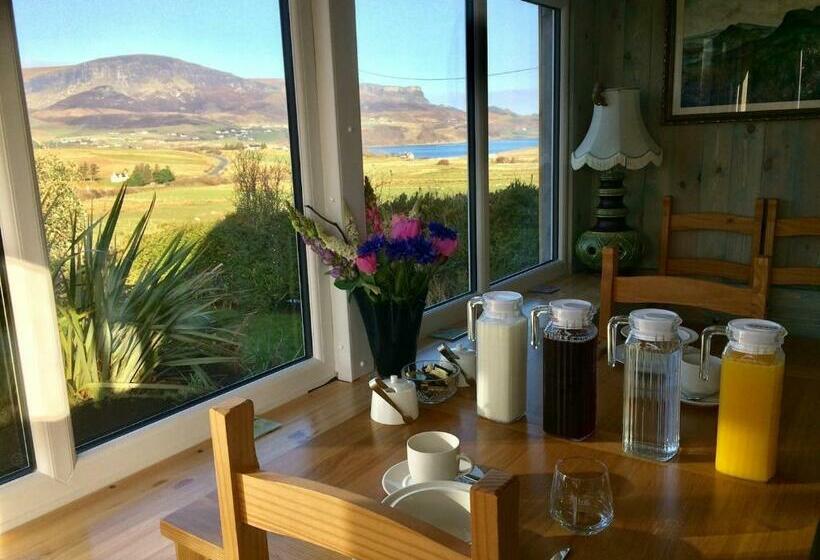 Bed and Breakfast Tigh Quiraing Heather