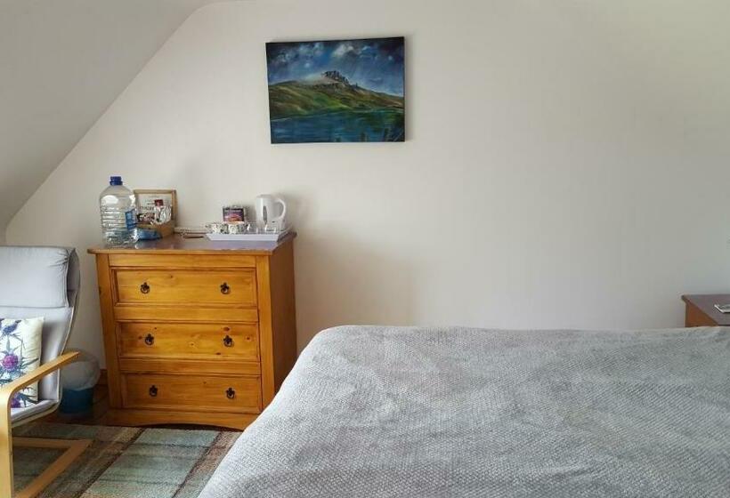 Bed and Breakfast Tigh Quiraing Heather