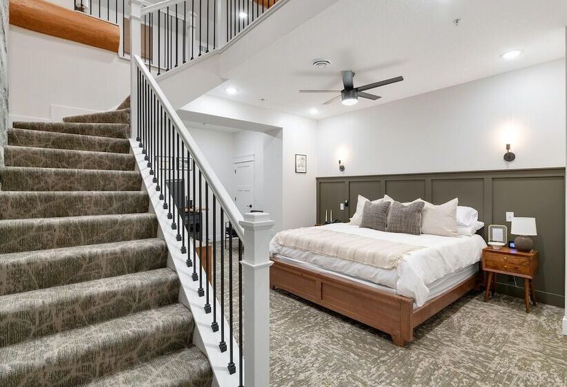 בית מלון כפרי Balsam Lake Lodge