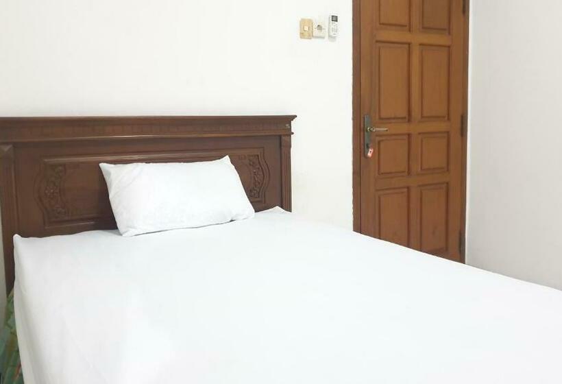 酒店 Griya Dalem Syariah