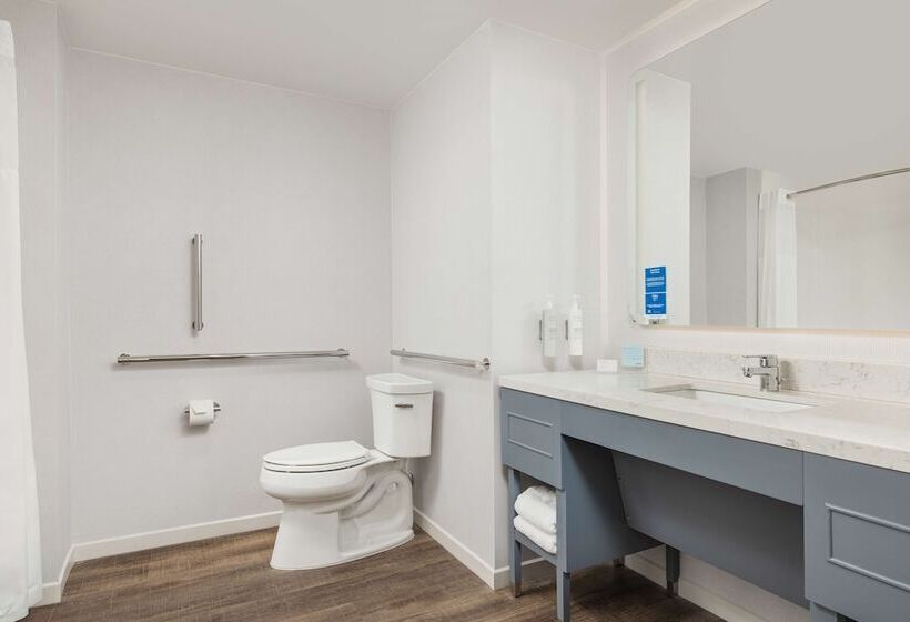 هتل Hampton Inn & Suites Huntsville Downtown