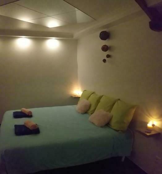酒店 Le Ptit Spa De L Abbaye Suite Love Et Spa Privé