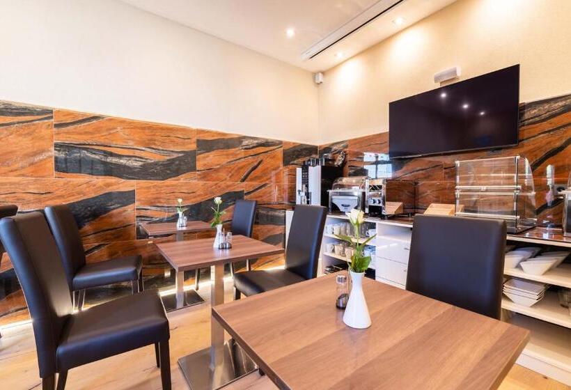 酒店 Liebknecht 13