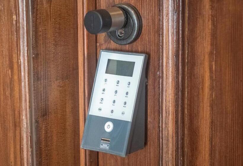 酒店 Liebknecht 13