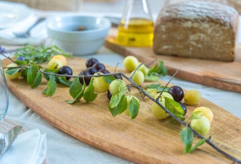 בית מלון כפרי Masia Ventanell Luxury Villa Near Barcelona