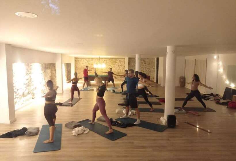 ホテル Masia Ventanell Luxury Villa Near Barcelona