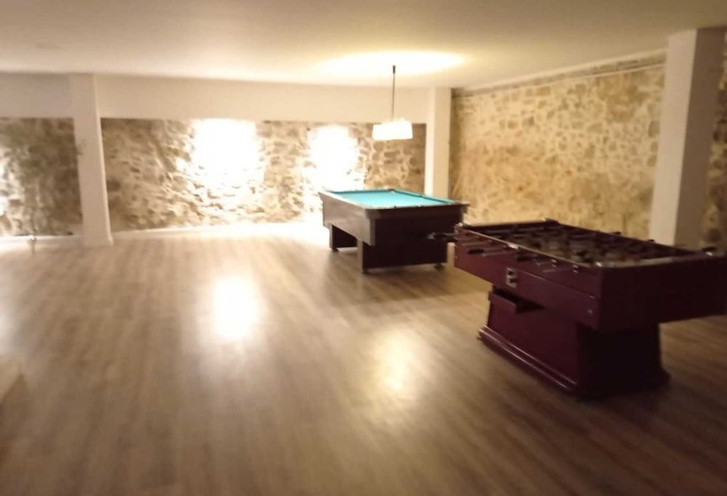 ホテル Masia Ventanell Luxury Villa Near Barcelona