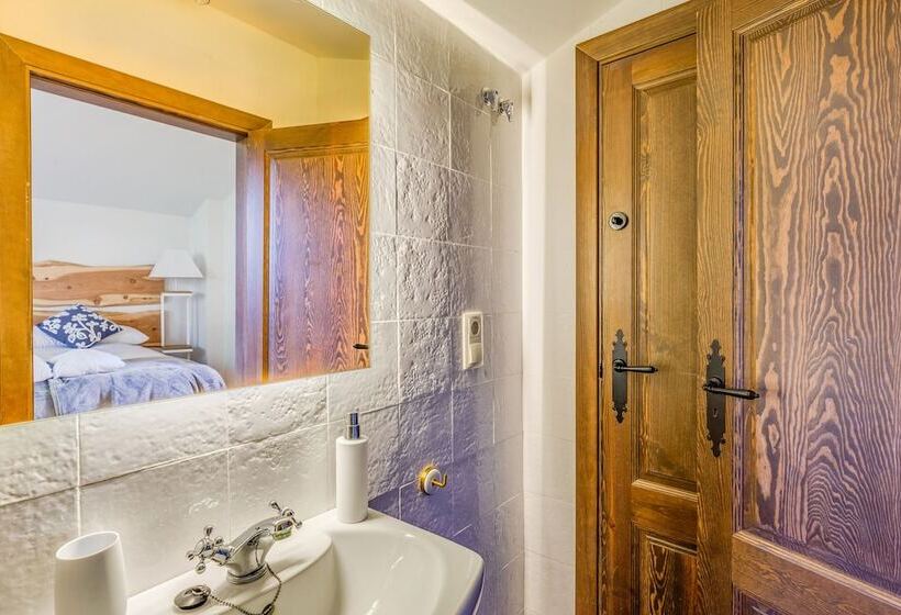 בית מלון כפרי Masia Ventanell Luxury Villa Near Barcelona