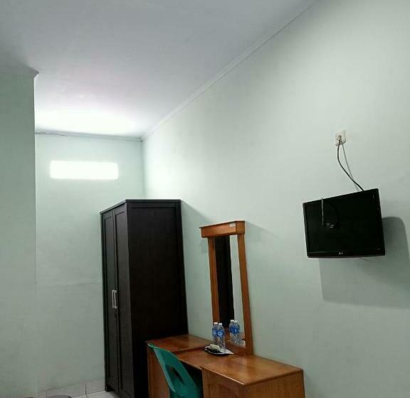 ホテル Nusa Indah