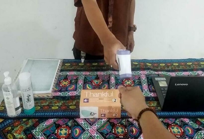 فندق Pavilon Homestay Near Stikes Harapan Ibu Redpartner