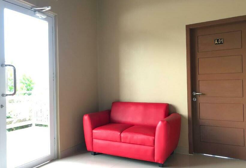 בית מלון כפרי Reddoorz Syariah @ Jalan Pangeran Antasari 4