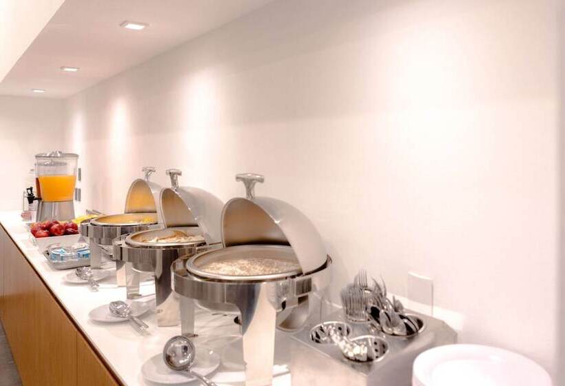 בית מלון כפרי Sleep Inn Guadalajara Galerias