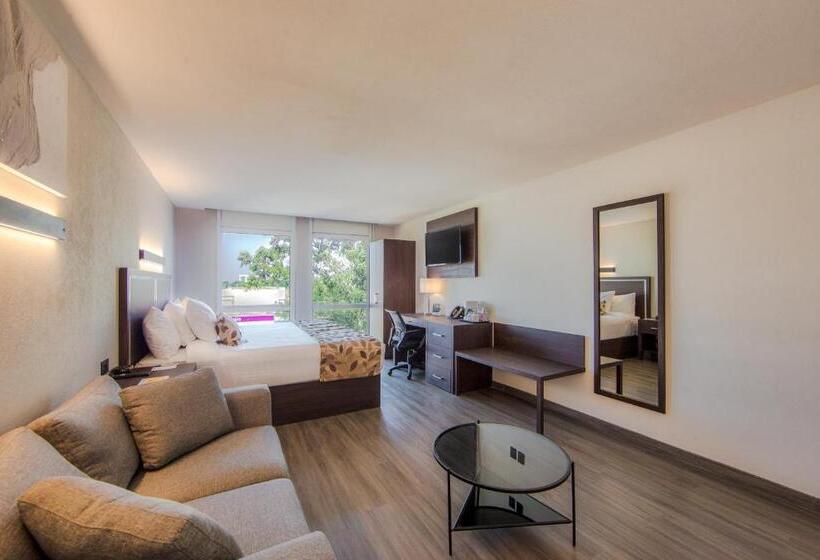 בית מלון כפרי Sleep Inn Guadalajara Galerias