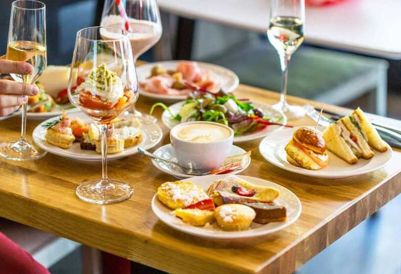 בית מלון כפרי Sleep Inn Guadalajara Galerias