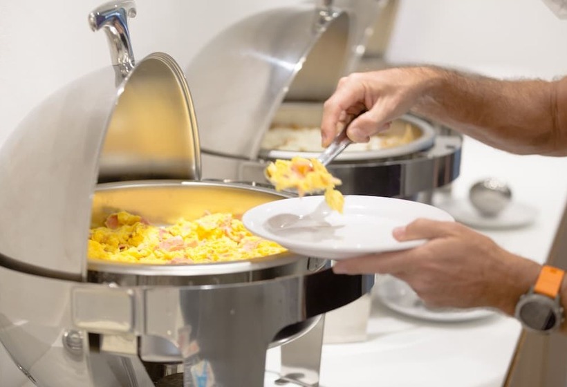 בית מלון כפרי Sleep Inn Guadalajara Galerias