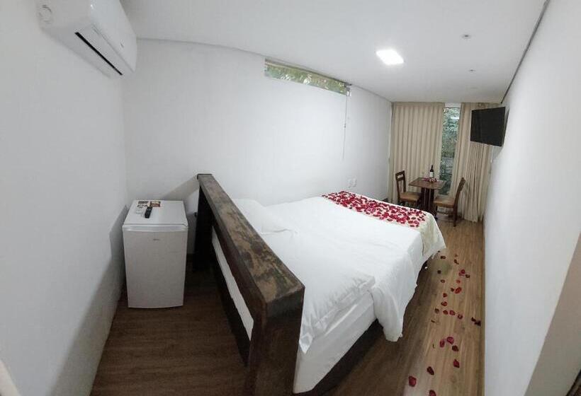 Pansiyon Econtainer Suítes Macacos