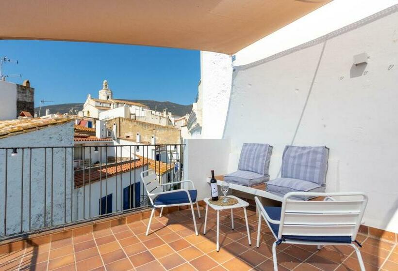 پانسیون Habitacions Bellaire Cadaqués