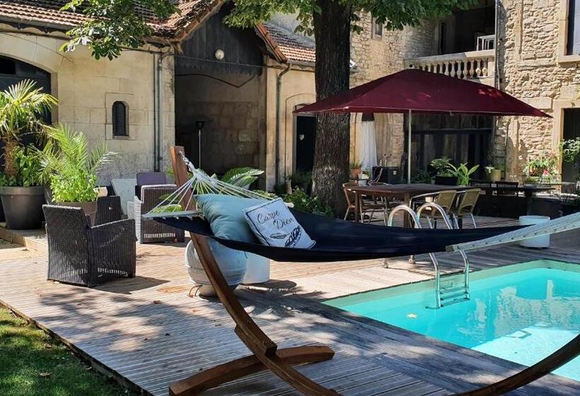 بنسيون Le 4 Feuilles En Camargue