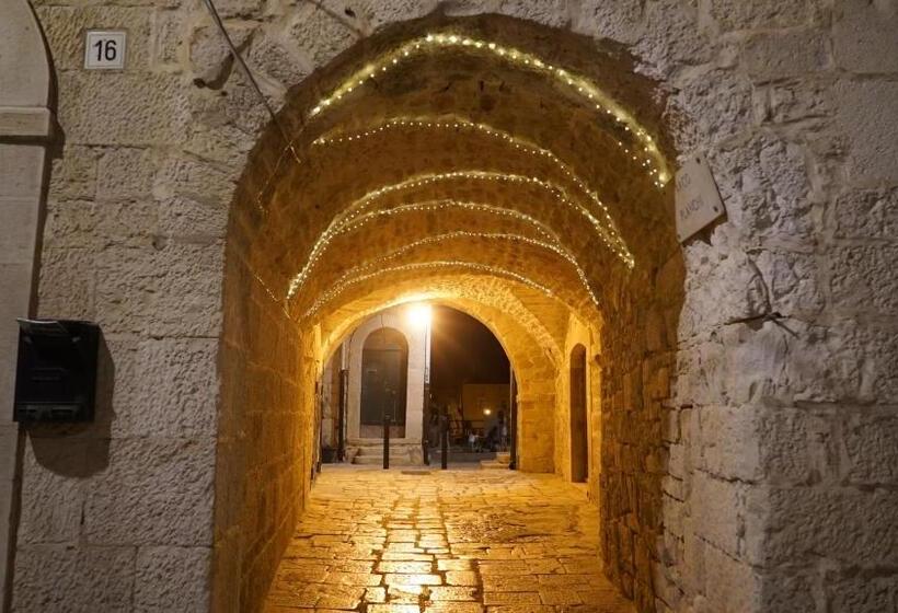 پانسیون Room 20   Piccola Camera In Pietra Bianca