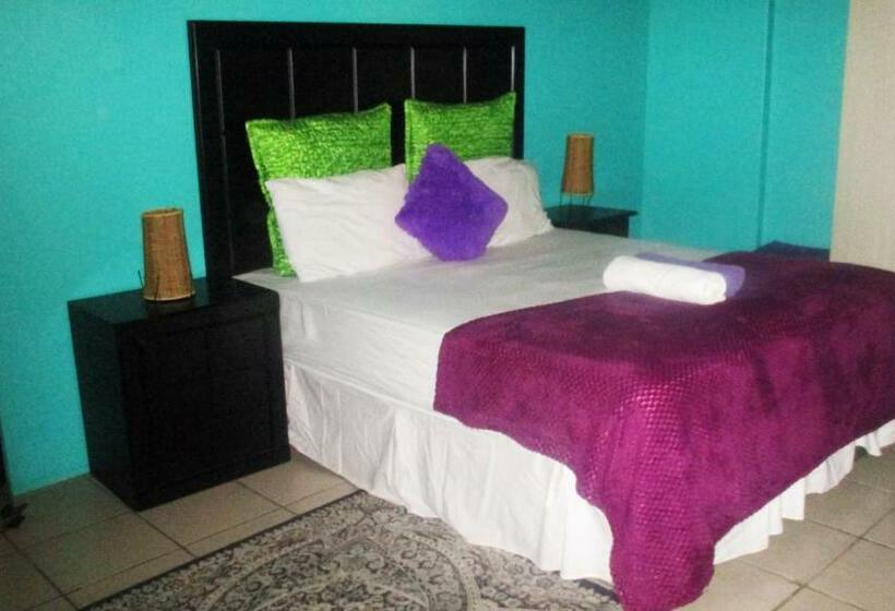 ペンション Waterberyy Guest Lodge