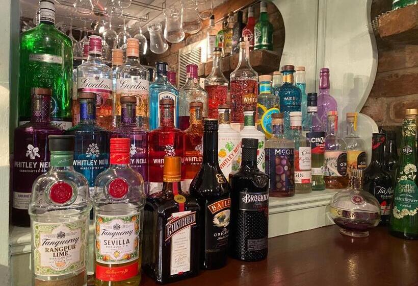 Общежитие The Bickerton Poacher