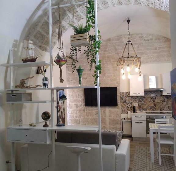 تختخواب و صبحانه Cà De Mess