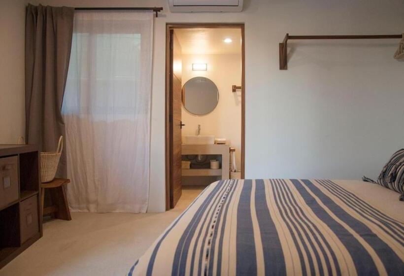 تختخواب و صبحانه Casa Lulú