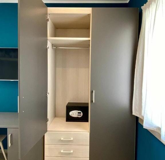 住宿加早餐 Floridida Rooms & Breakfast