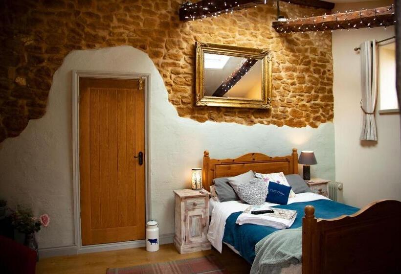 민박 Norfolk Accommodation