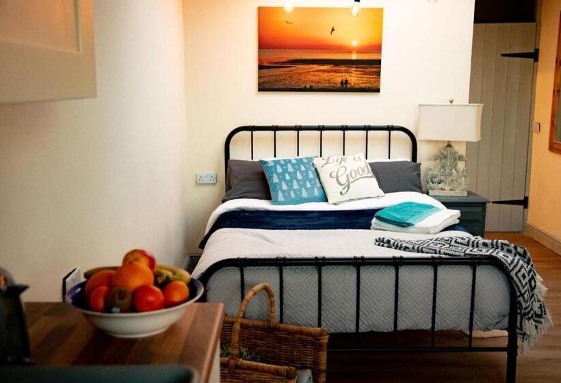 مبيت وإفطار Norfolk Accommodation