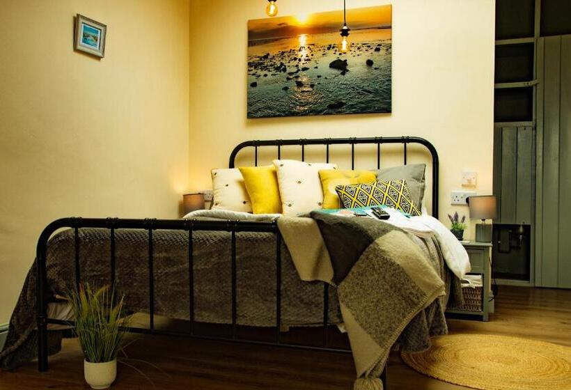 민박 Norfolk Accommodation