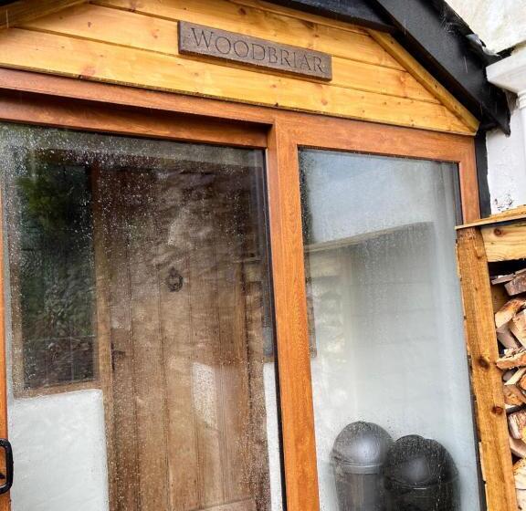 住宿加早餐  Woodbriar