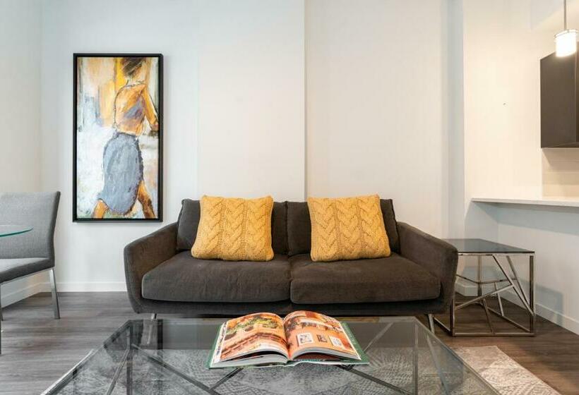 Business District Apartments By Barsala