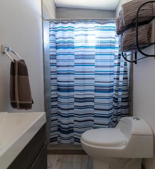 Collins Village Hotel Boutique