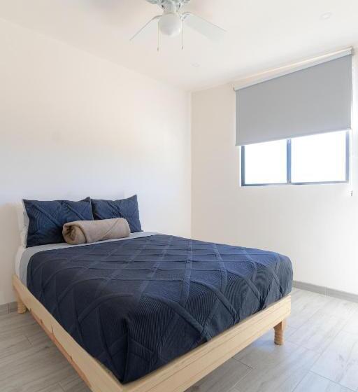 Collins Village Hotel Boutique