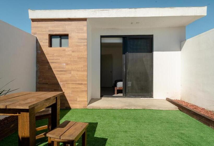 Collins Village Hotel Boutique