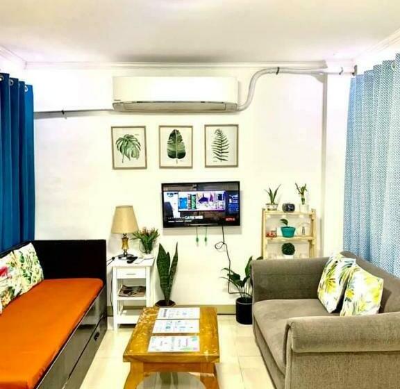 Cozy Central   Near Arca South Signal Taguig