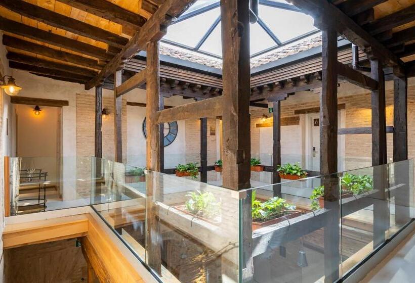 Dobo Azacanes Hostal